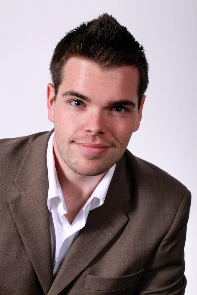 Ryan R Brown Headshot